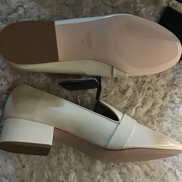 Shoes - Picture 3 of 4